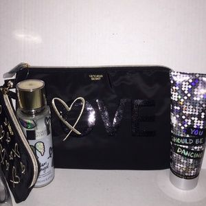 Victoria's Secret Love Wristlets w/Mist and Lotion